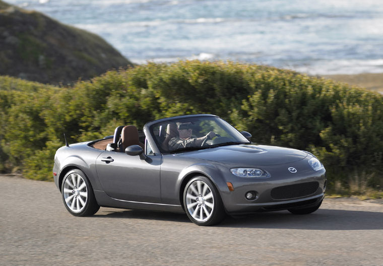 2006 Mazda MX5 Miata Picture