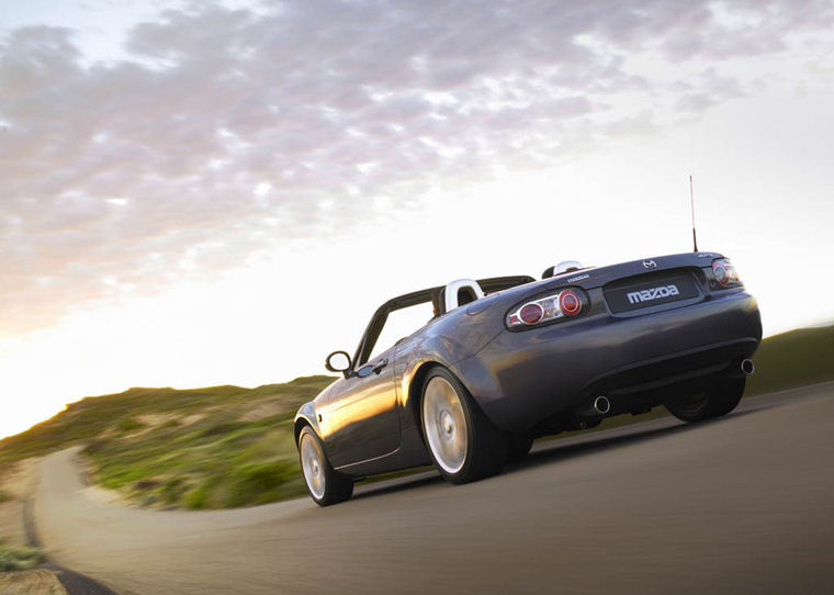 2006 Mazda MX5 Miata Picture