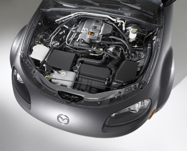 2006 Mazda MX5 Miata 2.0L 4-cylinder Engine Picture