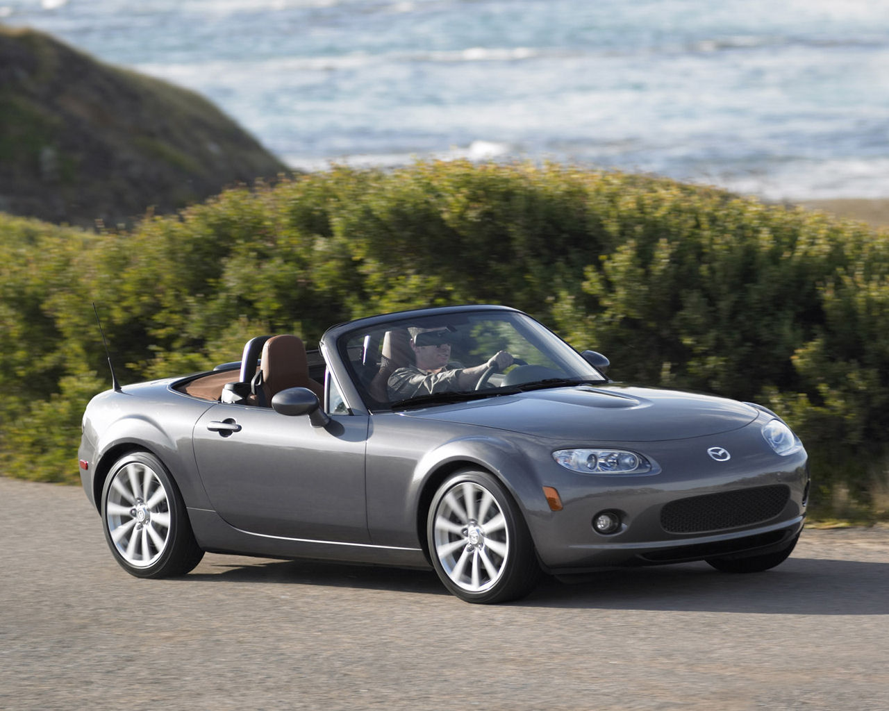 Mazda MX5 Miata, MX-5, Hardtop - Free 1280x1024 Wallpaper / Desktop ...