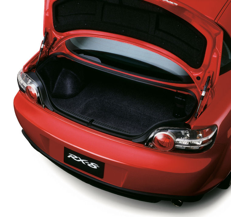 2004 Mazda RX8 Trunk Picture