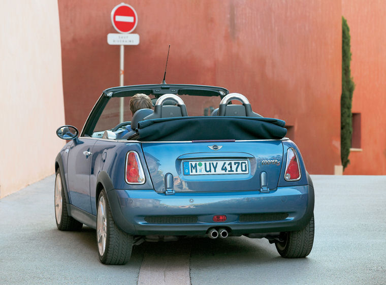 2005 Mini Cooper S Convertible Picture