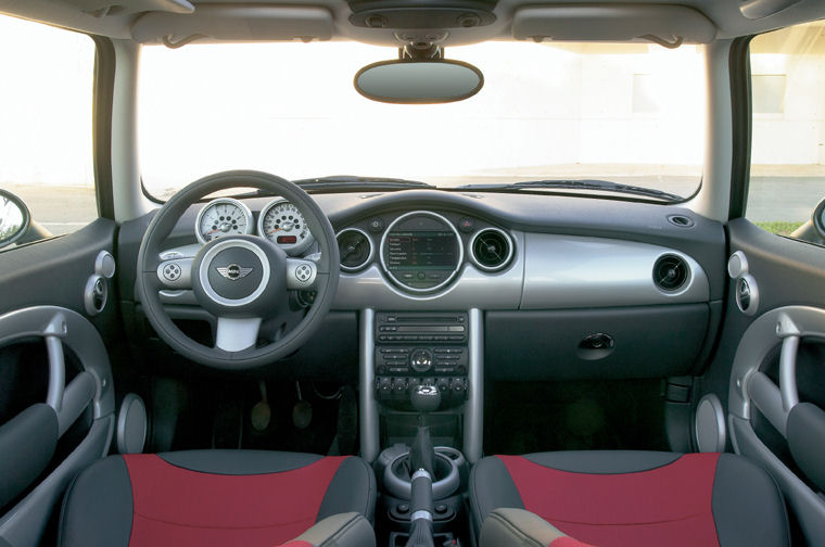 2005 Mini Cooper Cockpit Picture