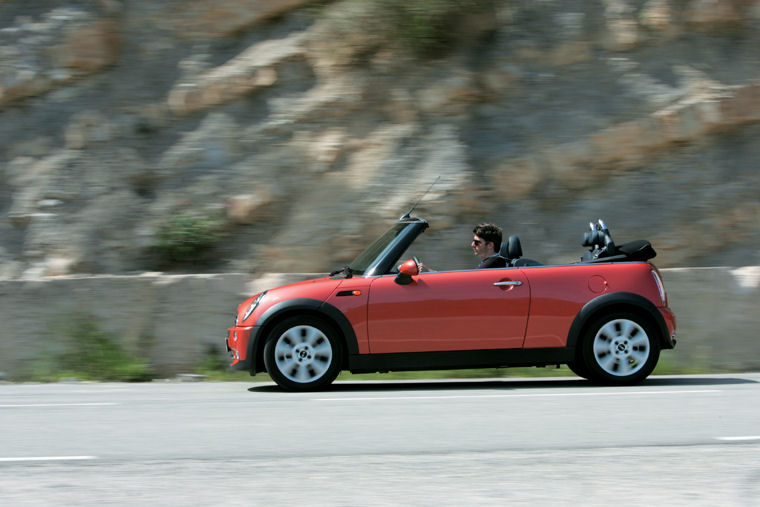 2006 Mini Cooper Convertible Picture