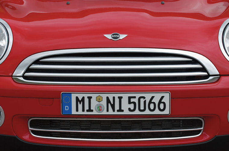 2007 Mini Cooper Grille Picture