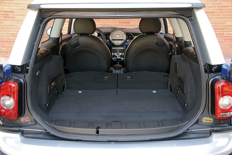 2008 Mini Cooper Clubman Trunk Picture