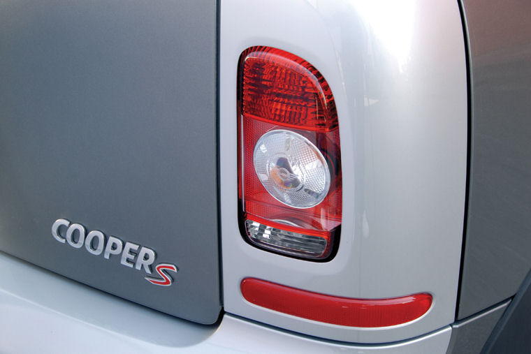 2008 Mini Cooper S Clubman Rearlight Picture