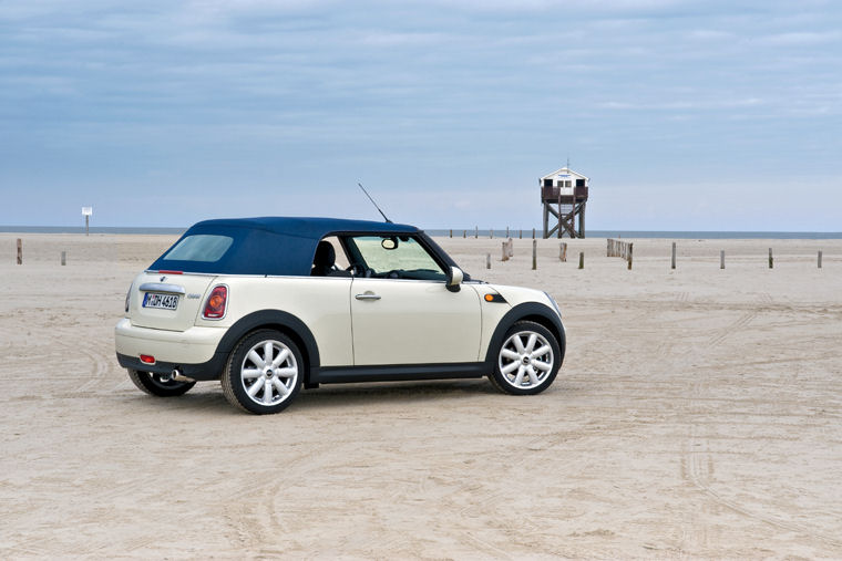 2009 Mini Cooper Convertible Picture