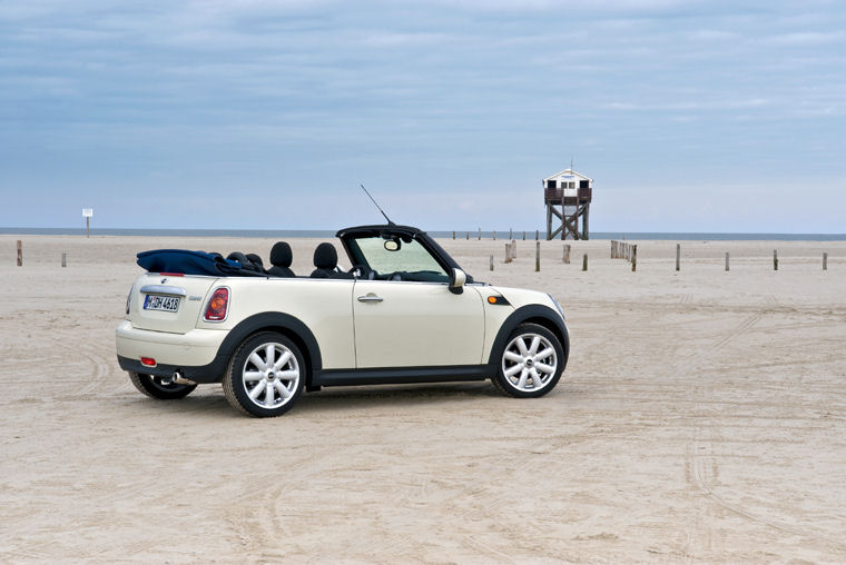 2009 Mini Cooper Convertible Picture