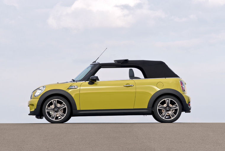 2009 Mini Cooper S Convertible Picture