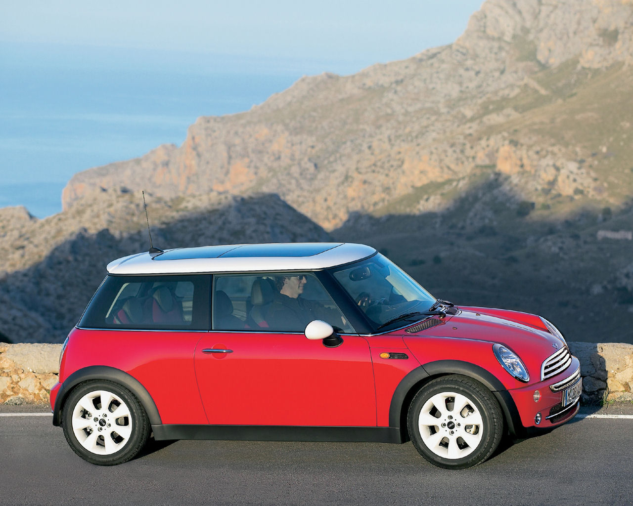 Mini Cooper Desktop Wallpaper