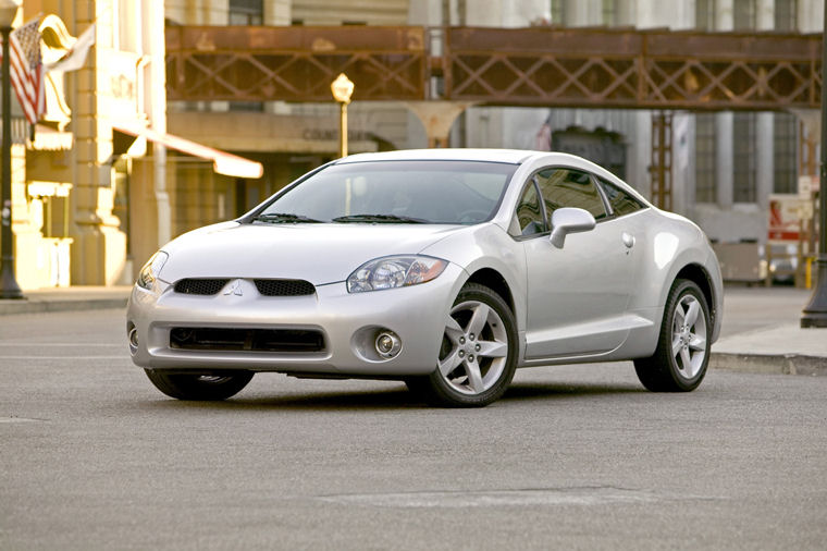 2007 Mitsubishi Eclipse GS Picture