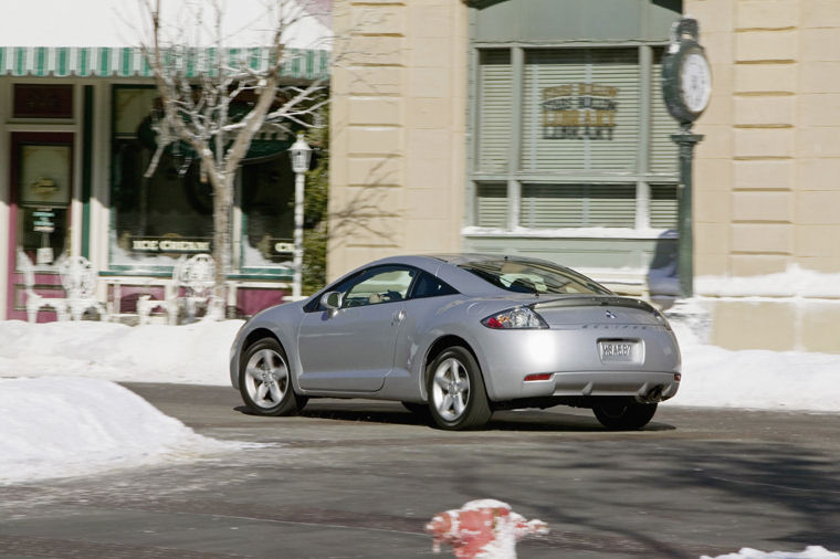 2007 Mitsubishi Eclipse GS Picture