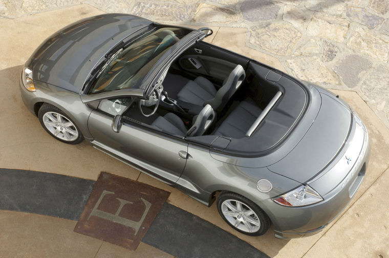 2007 Mitsubishi Eclipse Spyder GT Picture