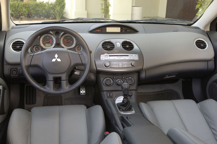 2007 Mitsubishi Eclipse Spyder GT Cockpit Picture