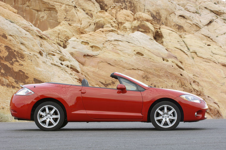 2007 Mitsubishi Eclipse Spyder GT Picture