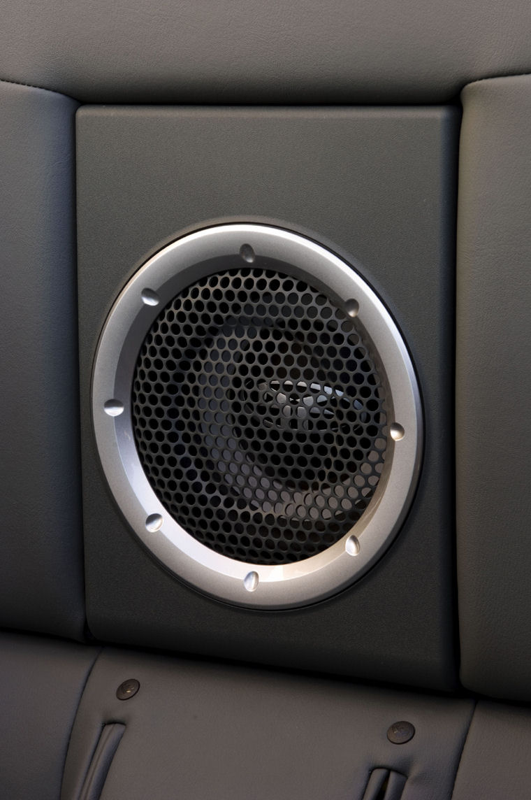 2008 Mitsubishi Eclipse Spyder GT Subwoofer Picture