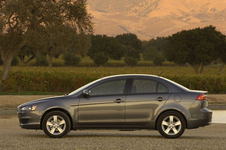 2008 Mitsubishi Lancer ES Picture