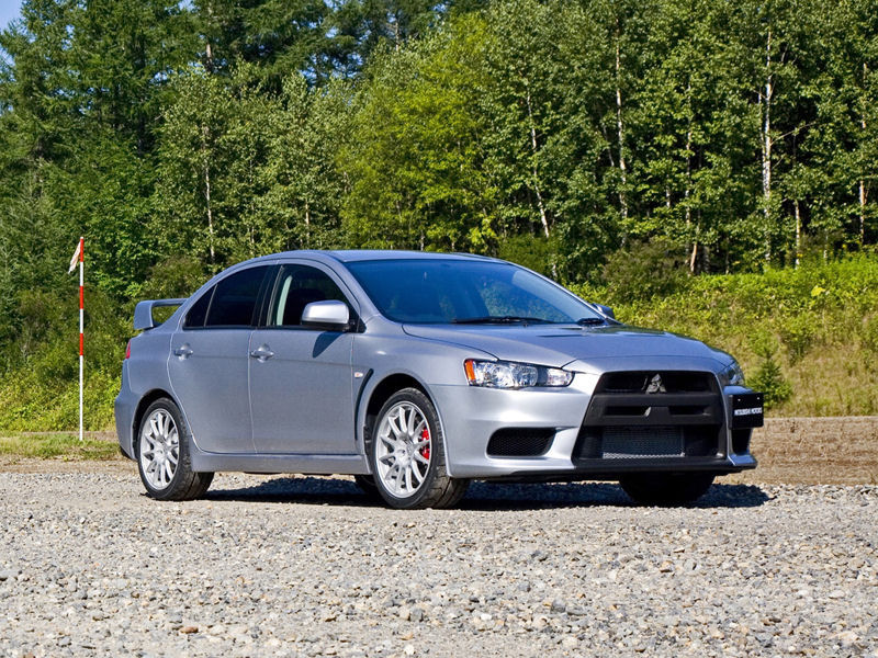 Mitsubishi Lancer Desktop Wallpaper