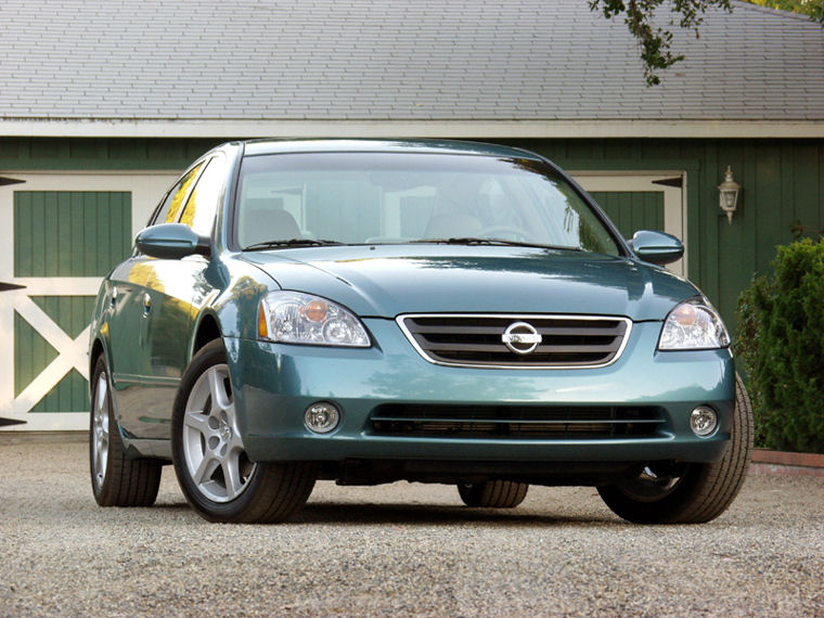 2002 Nissan Altima 3.5 SE Picture