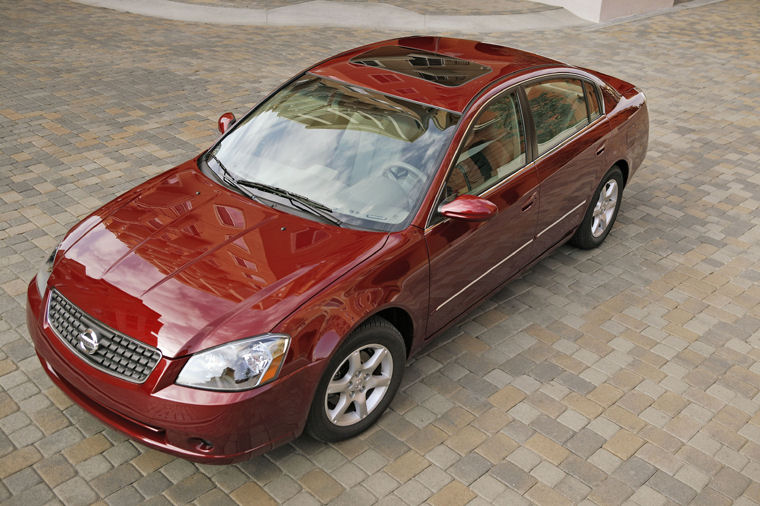 2005 Nissan Altima 3.5 SL Picture