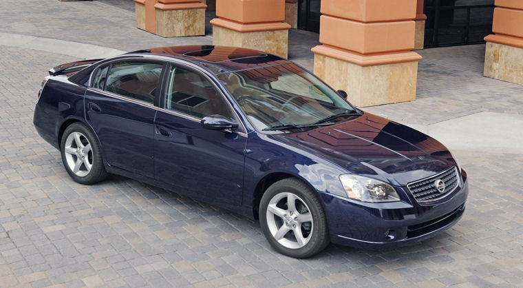 2005 Nissan Altima 3.5 SE Picture