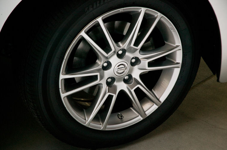 2008 Nissan Altima Coupe Rim Picture