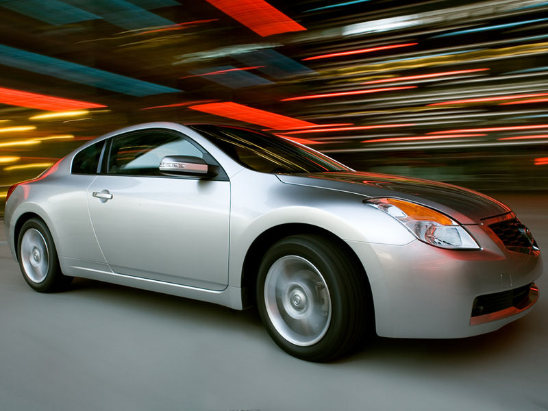 Nissan Altima Desktop Wallpaper