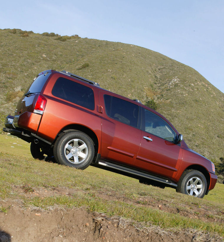 2004 Nissan Pathfinder Armada Picture