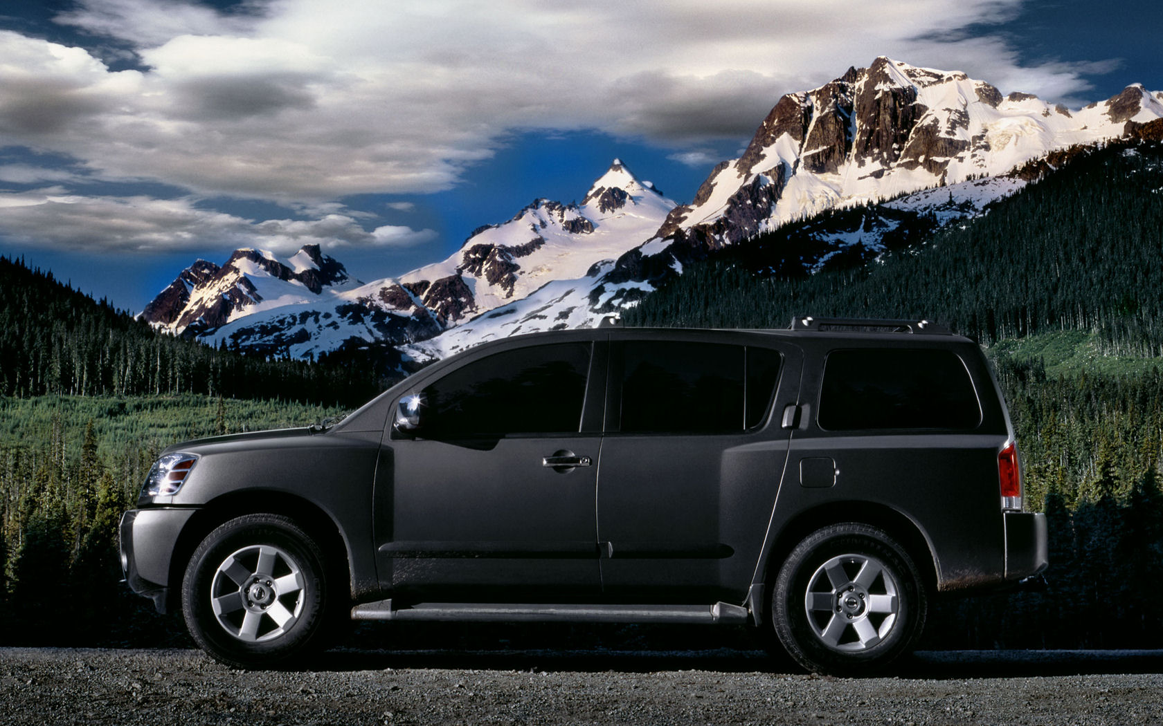 Nissan Armada Desktop Wallpaper