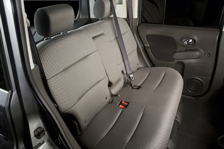 2009 Nissan Cube Rear Seats Picture