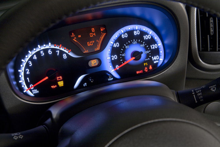 2009 Nissan Cube Gauges Picture