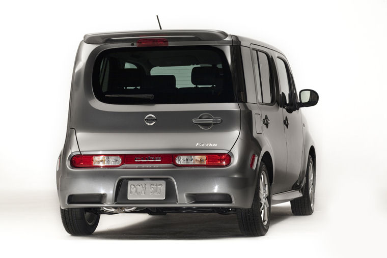 2011 Nissan Cube Picture