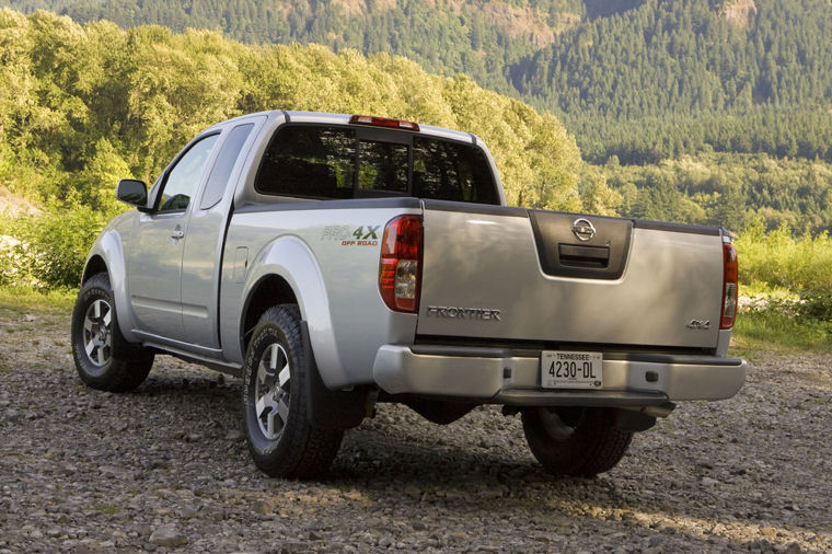 2009 Nissan Frontier King Cab PRO-4X Picture