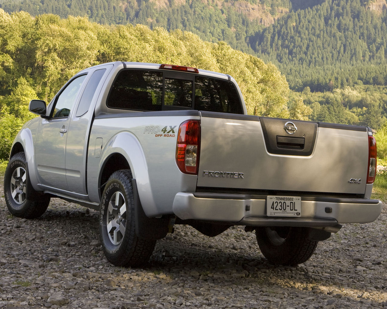 Nissan Frontier Desktop Wallpaper