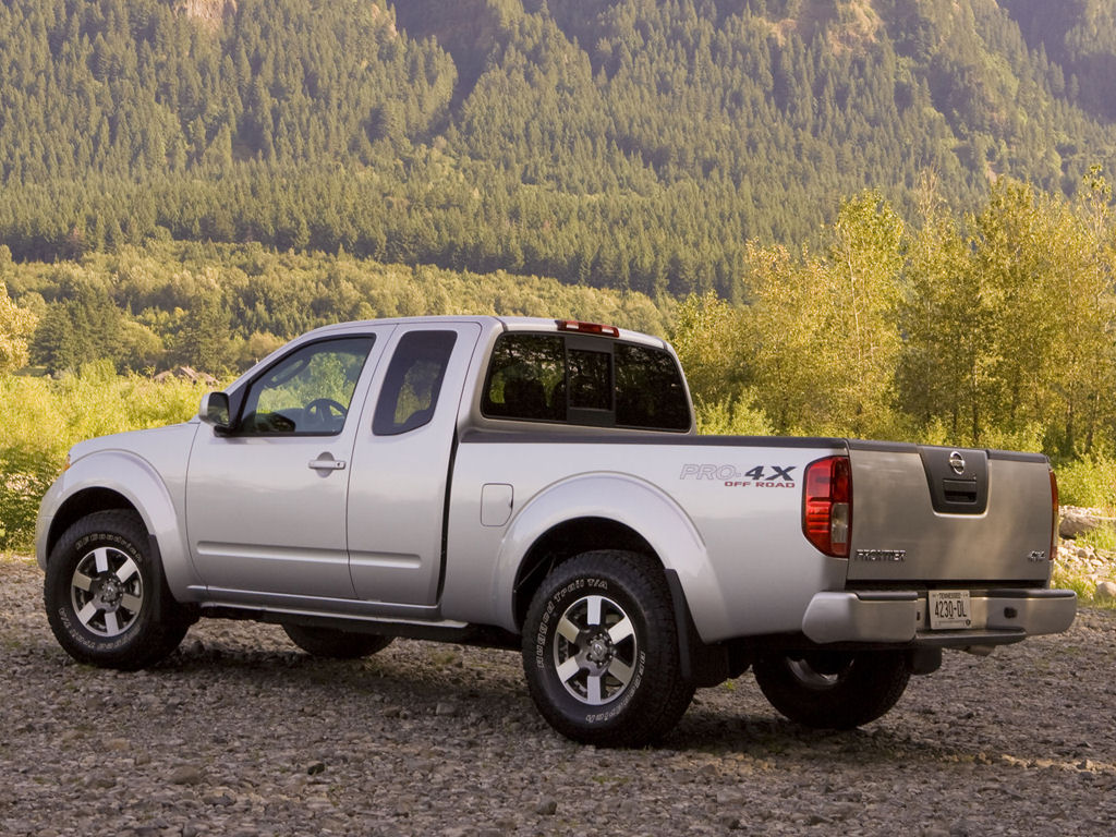 Nissan Frontier Desktop Wallpaper