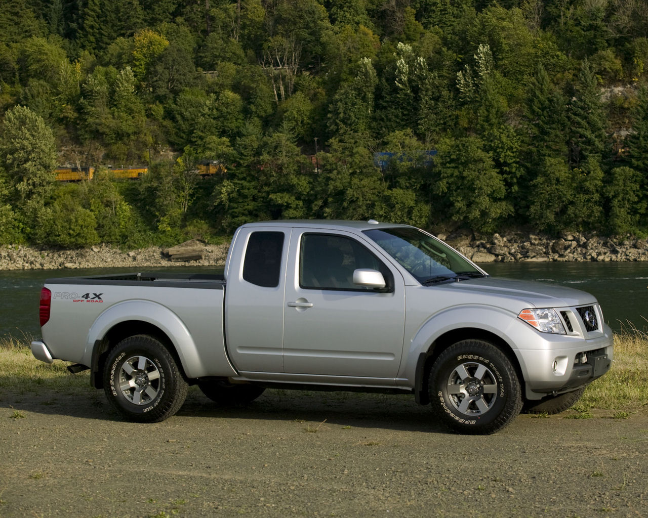 Nissan Frontier Desktop Wallpaper