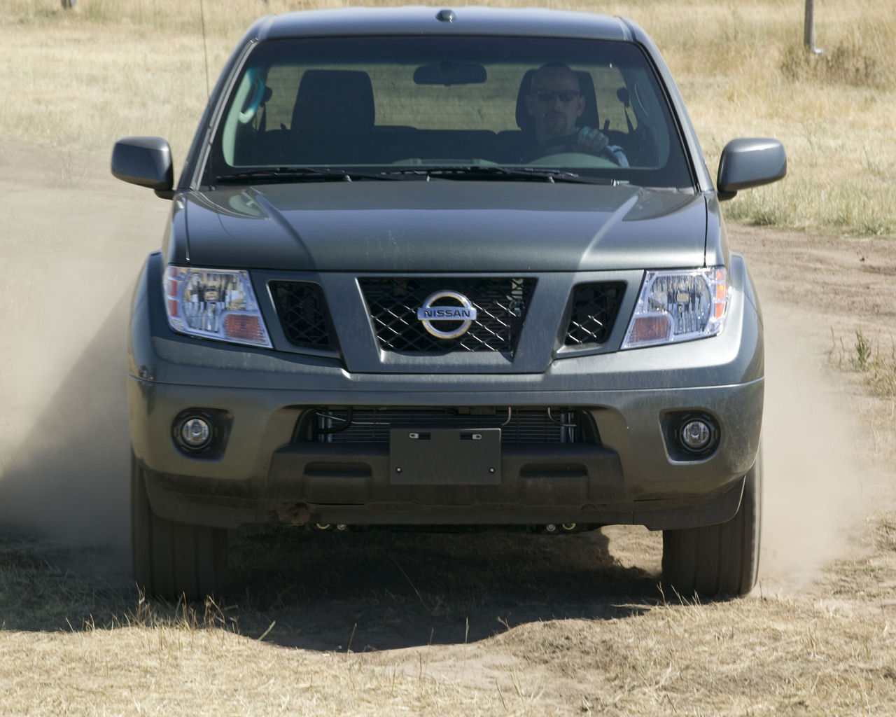 Nissan Frontier Desktop Wallpaper