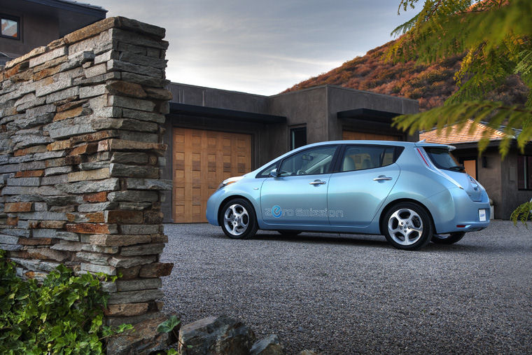 2011 Nissan Leaf Picture