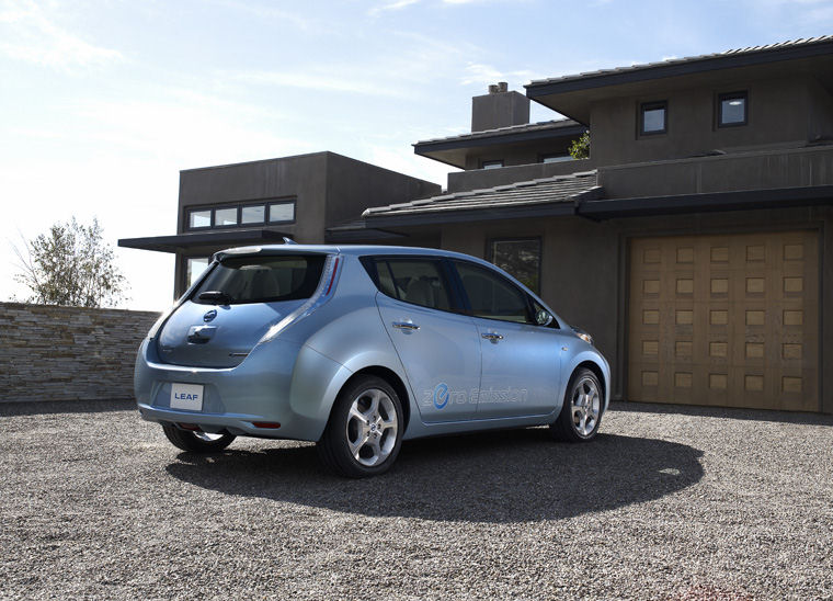 2011 Nissan Leaf Picture