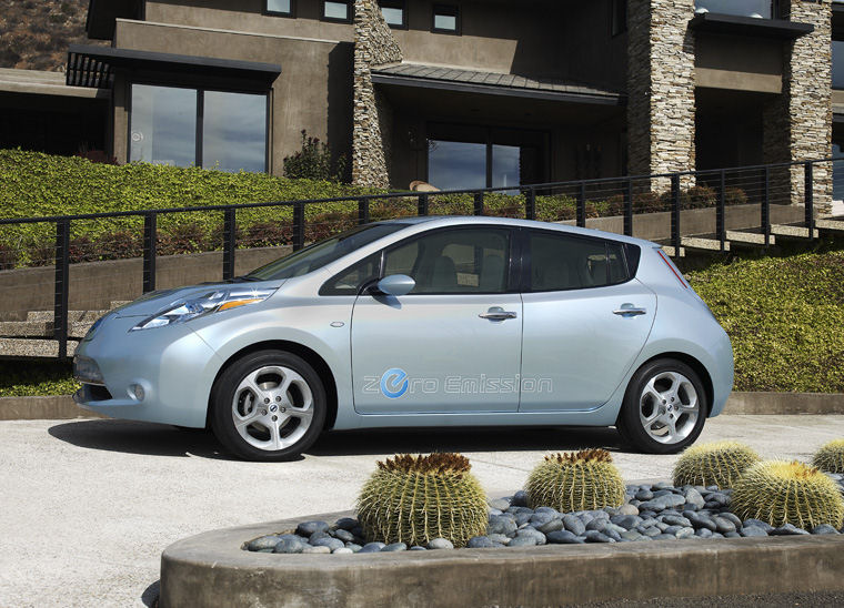 2011 Nissan Leaf Picture