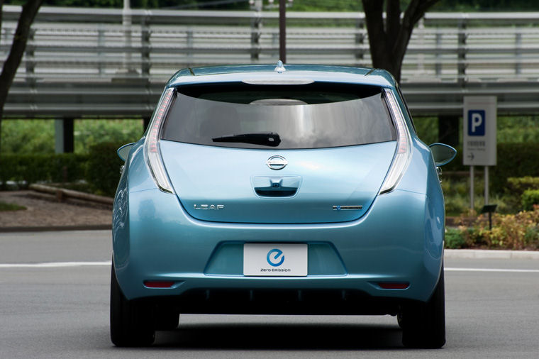 2011 Nissan Leaf Picture