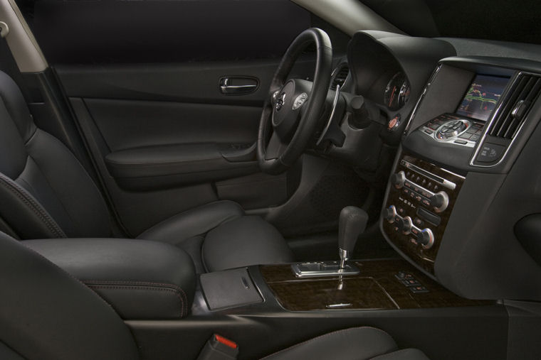 2009 Nissan Maxima Front Seats Picture