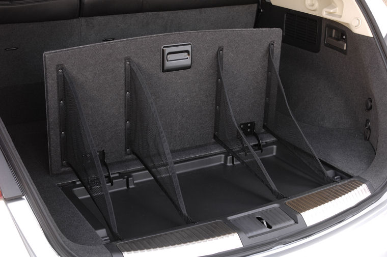 2009 Nissan Murano Trunk Picture