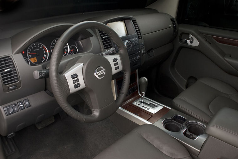 2008 Nissan Pathfinder Interior Picture