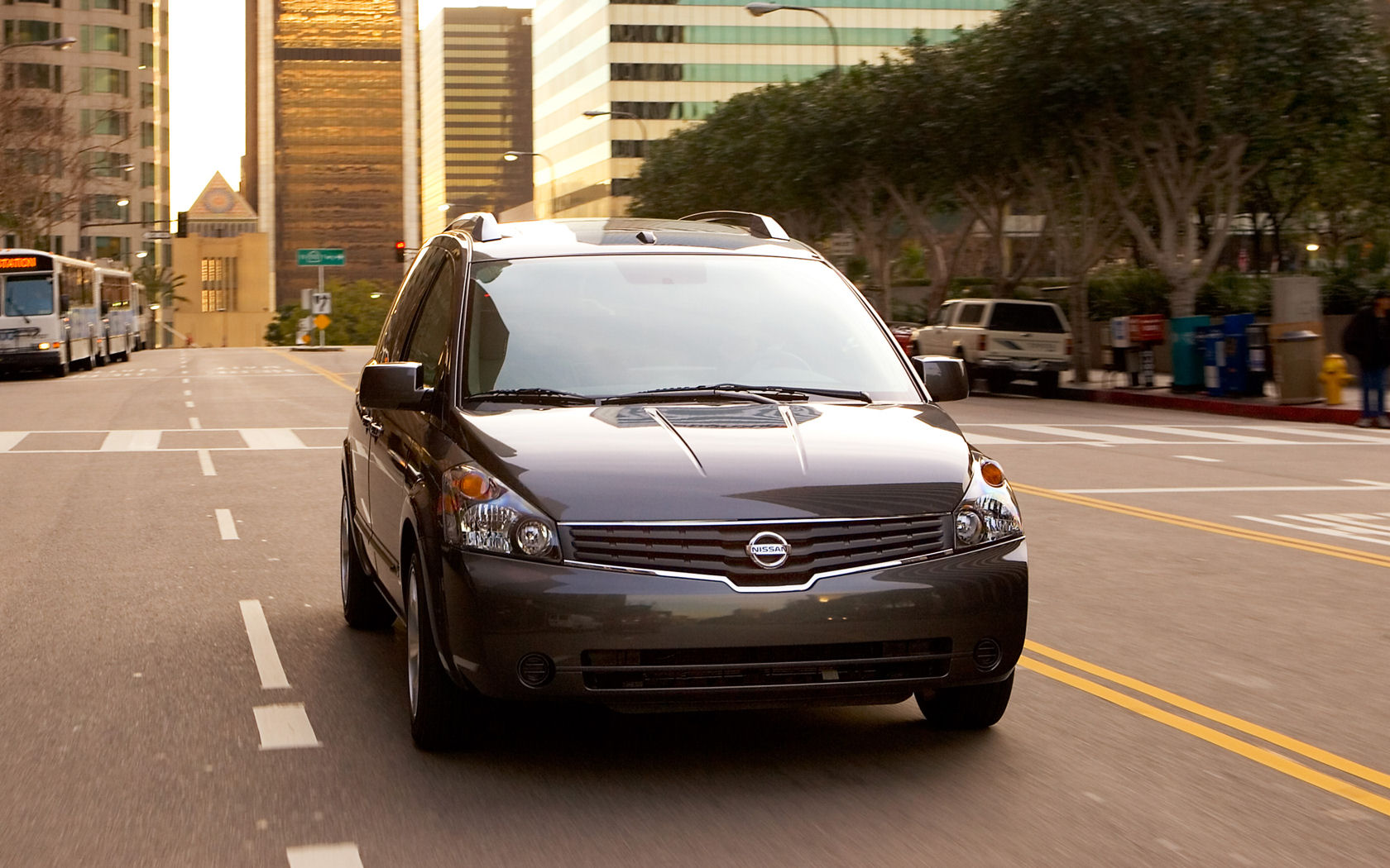 Nissan Quest Desktop Wallpaper