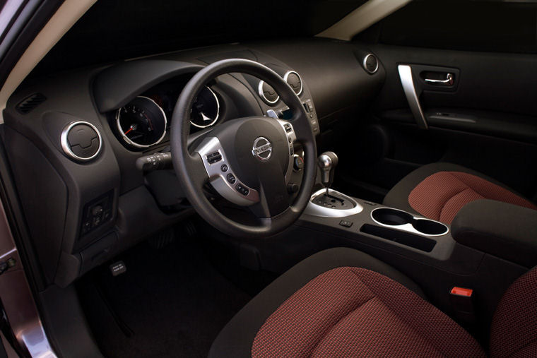 2009 Nissan Rogue Interior Picture