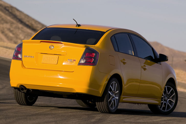 2008 Nissan Sentra SE-R Spec-V Picture