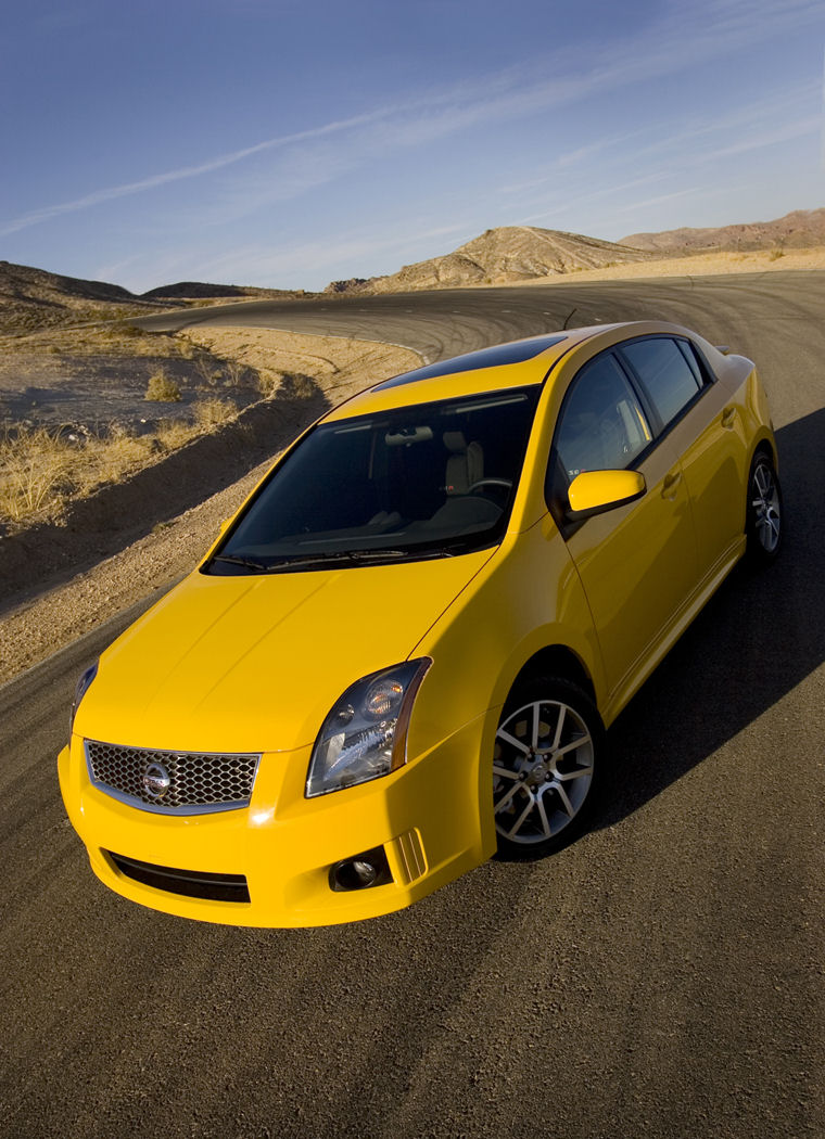 2008 Nissan Sentra SE-R Spec-V Picture