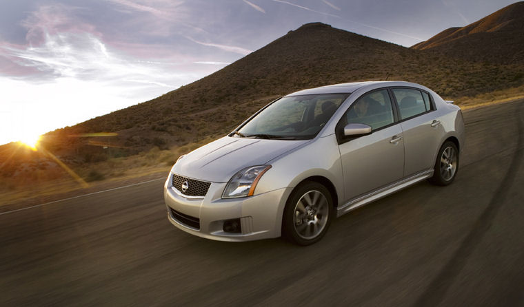 2008 Nissan Sentra SE-R Picture